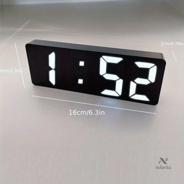 Horloge LED économique et fonctionnelle