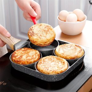 Poêle anti-adhésive à 4 compartiments pour cuisiner facilement