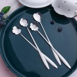 Ustensiles de cuisine en inox pour desserts