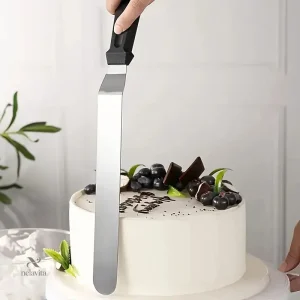 Spatule inox pour pâtisserie, idéale pour mélanger et étaler