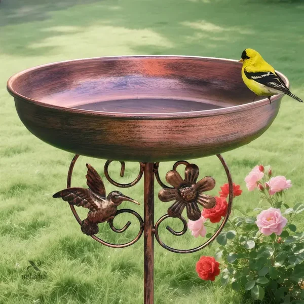 Bain d’oiseaux en métal avec colibri et fleurs