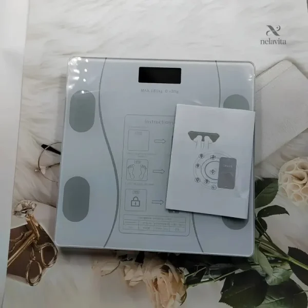balance-connectee-impedancemetre-analyse-du-poids-masse-g-811fox-1
