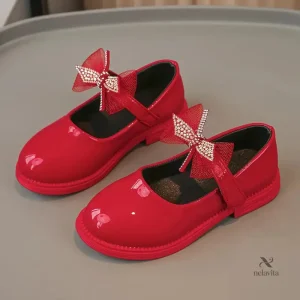 Chaussures élégantes pour événements spéciaux, couleur rouge