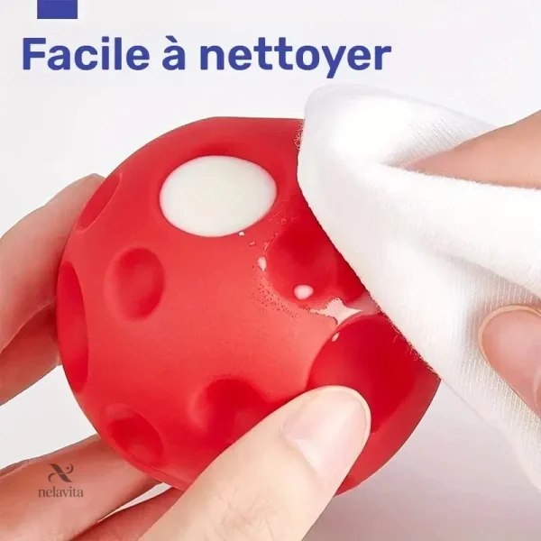 Jouets colorés pour stimuler les sens des tout-petits