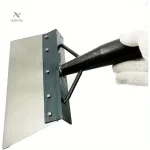 Binette polyvalente pour bêcher et cultiver le jardin facilement