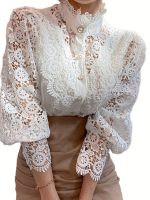 Blouse Victorienne Dentelle Florale Élégante
