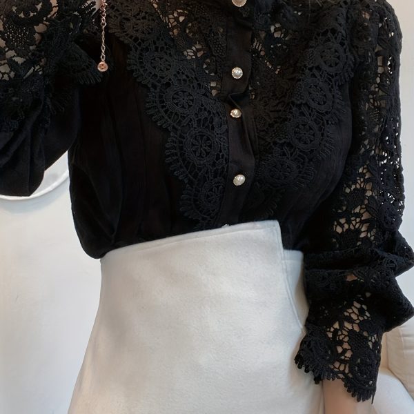Blouse féminine avec design victorien