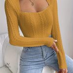 Body à col carré, essentiel pour un look décontracté