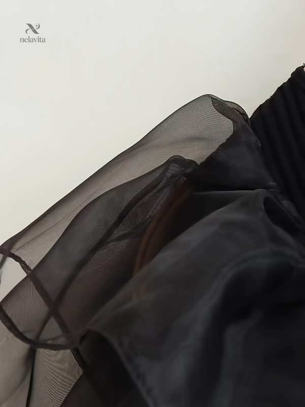 Vêtement femme élégant en tulle léger