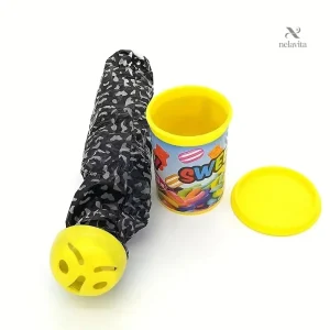Farce originale avec bonbons et serpent caché