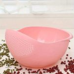 Passoire intégrée dans un bol pour la cuisine