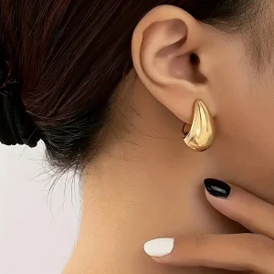 Boucles d’oreilles femme dorées en forme de goutte – Bijoux élégants et tendance