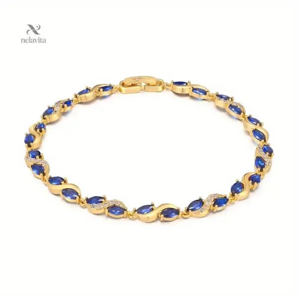 Bracelet élégant en métal doré et zircons scintillants