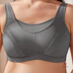 Brassière de sport conçue pour les formes généreuses
