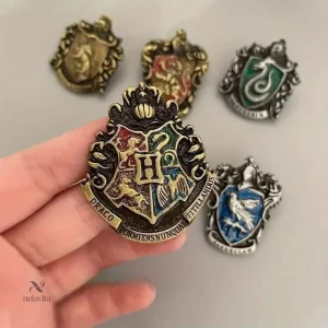 Broches colorées pour enfants, thème de maisons fantastiques