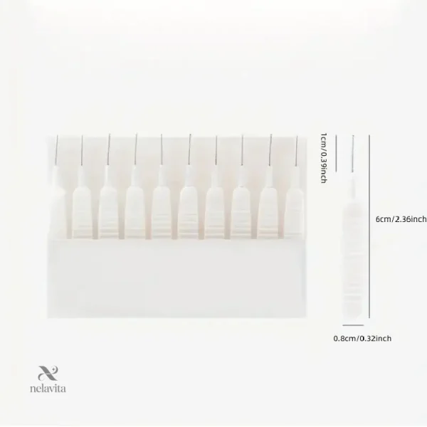 Brosse anti-calcaire pour entretenir le pommeau de douche