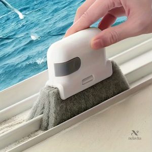 Brosse compacte pour nettoyer les recoins difficiles