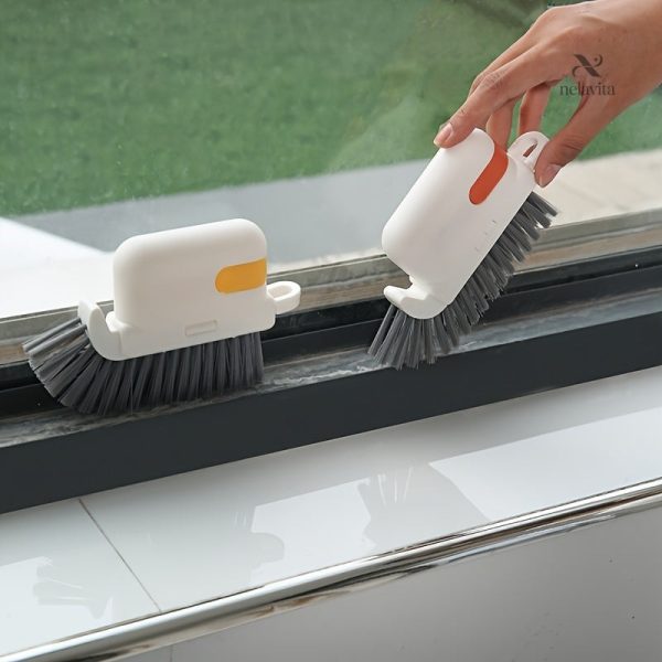 Brosse pratique pour éliminer la poussière des rails