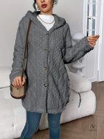 Cardigan douillet à capuche pour l'hiver