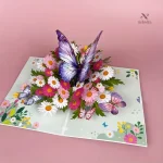 Carte florale pour anniversaire ou fête des Mères élégante