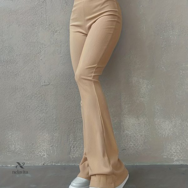 Pantalon Côtelés pour un look stylé