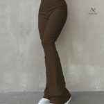 Style contemporain avec ce pantalon