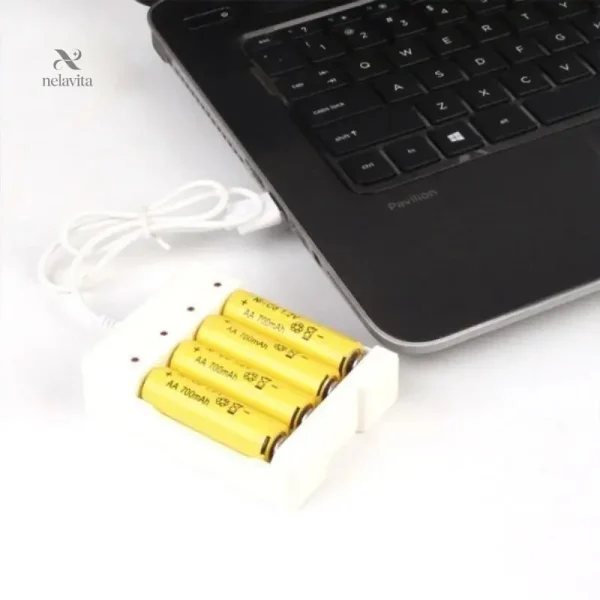 Solution écologique : Chargeur USB pour Piles AA