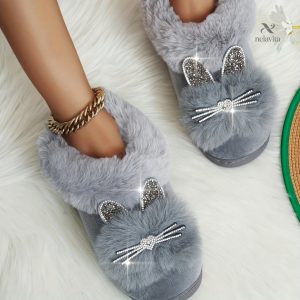 Chaussons chat en peluche - Douillets avec strass, confort chaud pour l'hiver
