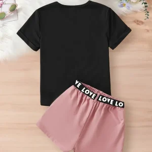 Chemise fille noire à inscription Authentic – t-shirt tendance avec short rose et ceinture Love
