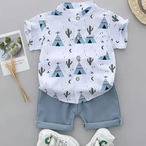 Chemise garçon à motifs cactus et tipis avec short rose – tenue estivale chic et confortable