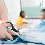 Ciseaux polyvalents adaptés aux fournitures scolaires et de bureau