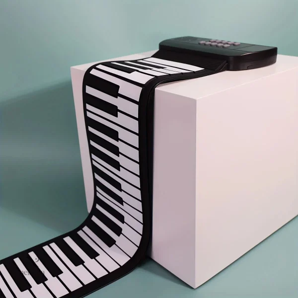Piano numérique compact avec support pour apprentissage