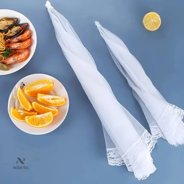 Cloche en maille pour protéger les plats des insectes