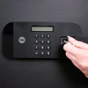 Coffre-fort électronique Yale à code numérique sécurisé