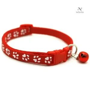 Collier pour Chat avec Clochette – Réglable, Sécurisé et Confortable, Motif Pattes Rouges
