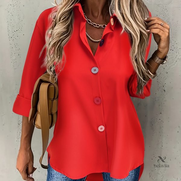 Chemise femme avec une touche de couleur