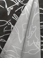 Mode femme : combinaison légère à motif abstrait