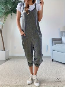 Salopette unie pour un look chic et simple