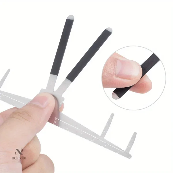 Compas pour sourcils, essentiel pour le maquillage permanent