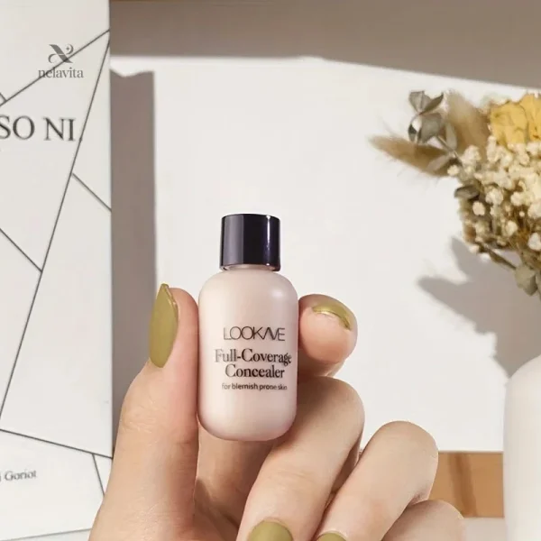 Anti-cernes et imperfections pour une finition naturelle