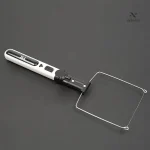 Couteau de précision pour travaux de mousse