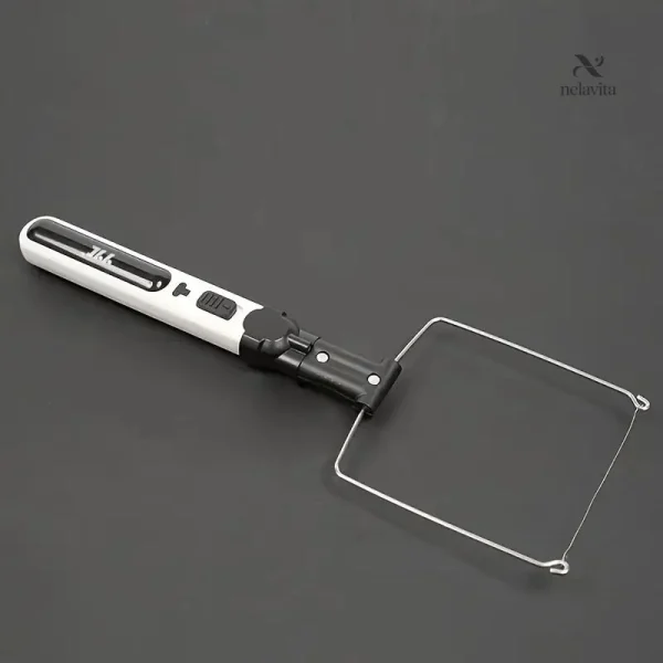 Couteau de précision pour travaux de mousse