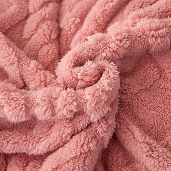 Couverture fantaisie, accessoire pour une ambiance chaleureuse