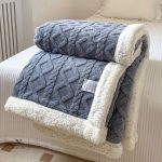 Plaid polaire facile à entretenir et à nettoyer