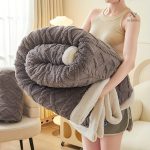 Plaid réversible en polaire pour un confort optimal