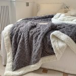 Plaid réversible en polaire pour un style polyvalent