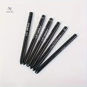 Crayon Eyeliner Noir PINK 21, longue tenue et application facile