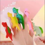 Jouets extensibles en forme de dinosaures colorés