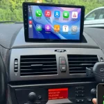 Autoradio tactile HD avec CarPlay et fonctionnalités avancées