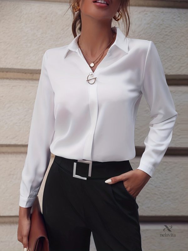 Top femme ajusté, détails de perles